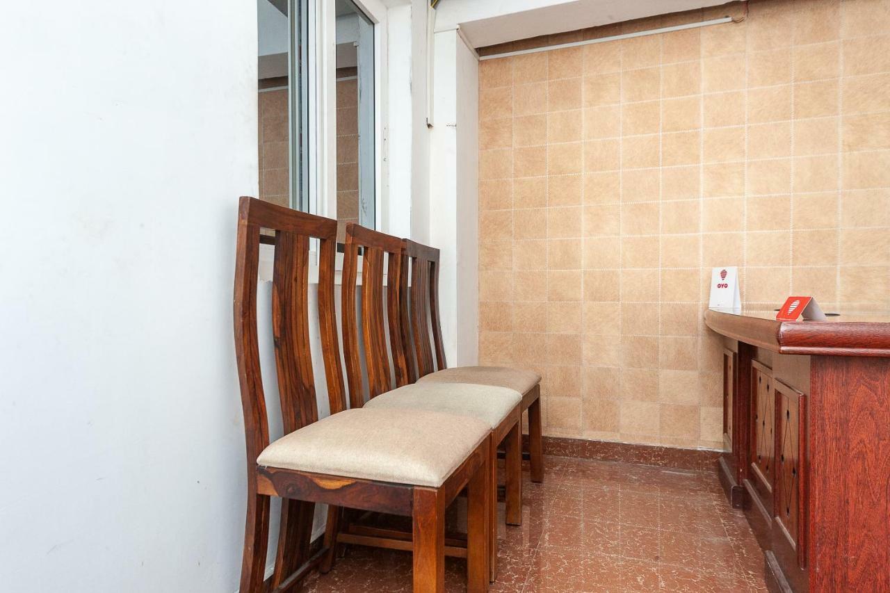 Oyo 29859 Rds Guest House Ambur Esterno foto