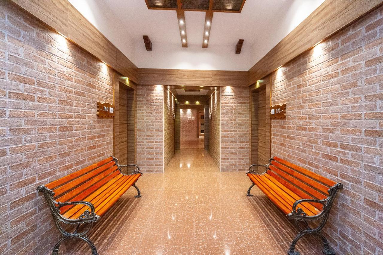 Oyo 29859 Rds Guest House Ambur Esterno foto