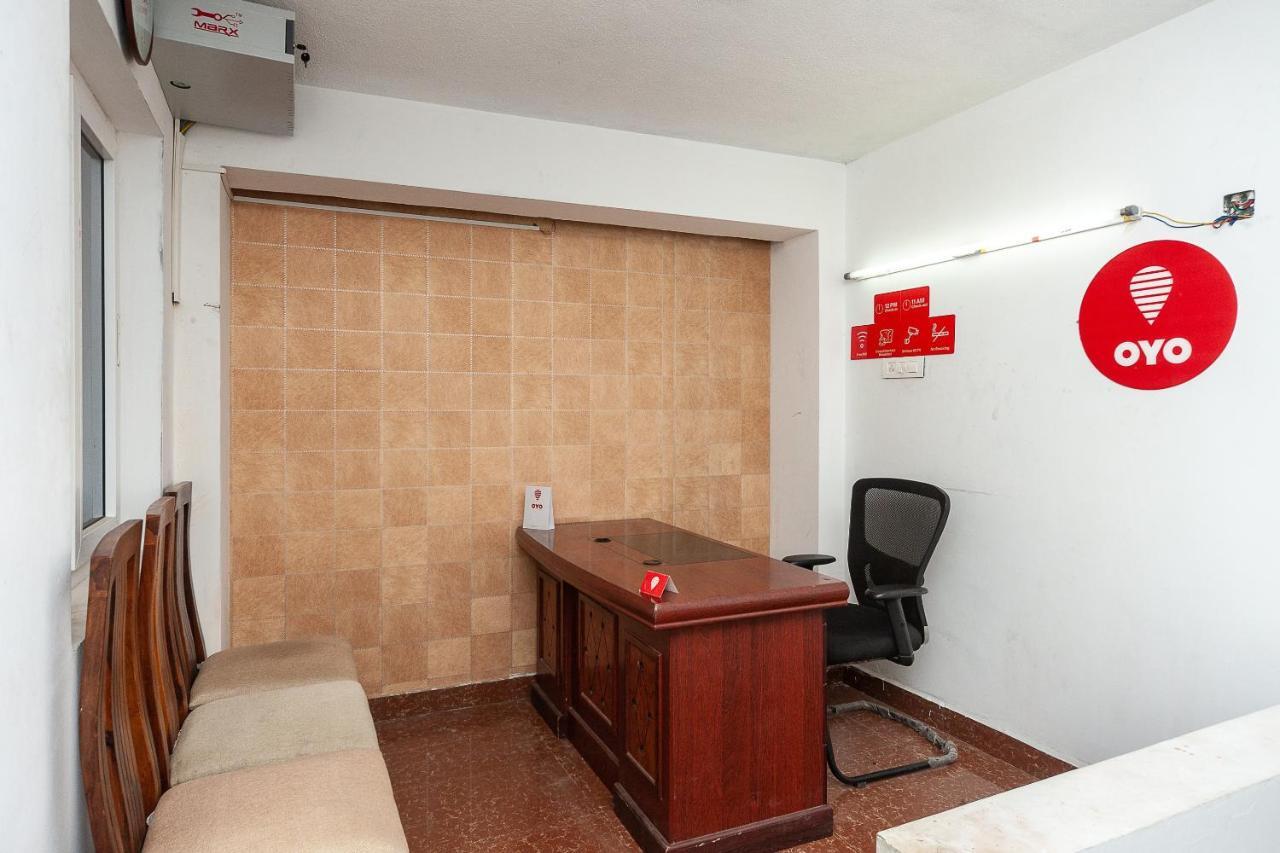 Oyo 29859 Rds Guest House Ambur Esterno foto