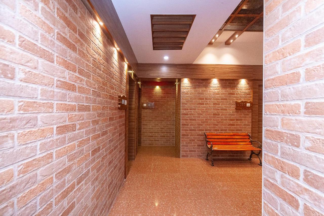 Oyo 29859 Rds Guest House Ambur Esterno foto